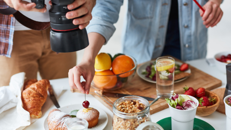 plating food for photographing